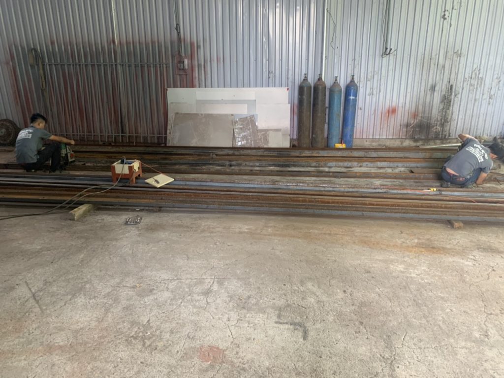 Khoan rail cầu trục 20ton