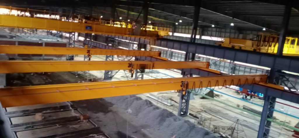 Cẩu trục 3-35ton bến lức Long an