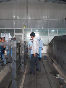 kiểm tra sản xuất cẩu 25 tấn 2 225x300 - kiểm tra sản xuất cẩu 25 tấn