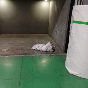 Thay thế dây cáp tời nâng hàng 4 300x300 - Thay thế dây cáp tời nâng hàng