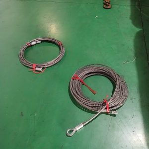 Thay thế dây cáp tời nâng hàng 5 300x300 - Thay thế dây cáp tời nâng hàng
