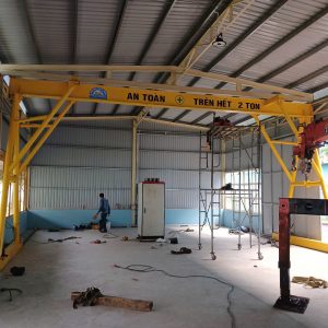 Lap cong truc 2 tan 4 300x300 - Lắp cổng trục 2 tấn