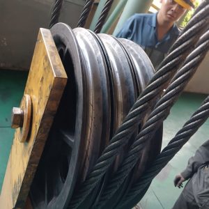 Thay buly moc cau 30 tan 2 300x300 - Thay buly móc cẩu 30 tấn