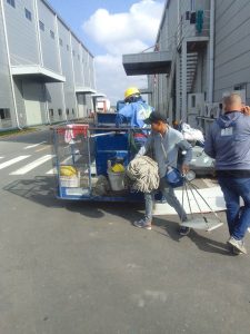 Ve sinh mat vp nha xuong 5 225x300 - Vệ sinh mặt vp nhà xưởng