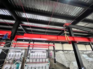 Lap cau truc 5 tan 2 300x225 - Lắp cẩu trục 5 tấn
