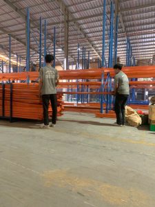 Lap ke dung hang 3 225x300 - Lắp kệ đựng hàng