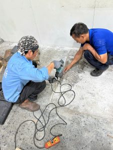 Lap dat motor va cau 5 tan 6 225x300 - Lắp đặt motor và cẩu 5 tấn