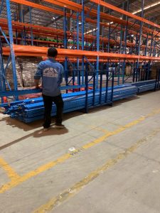 Lap ke dung hang 5 225x300 - Lắp kệ đựng hàng