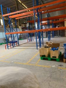 Lap ke hang 1 225x300 - Lắp kệ hàng