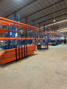 Lap ke hang 3 225x300 - Lắp kệ hàng