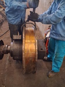 Sua chua cau truc 6 225x300 - Sửa chữa cẩu trục