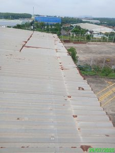 Sua chua mai ton nha xuong 2 225x300 - Sửa chữa mái tôn nhà xưởng