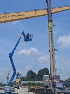 Sua chua cau truc cang bien 2 225x300 - Sửa chữa cẩu trục cảng biển