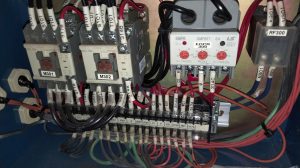 z7091430408728 b69ce1561cf5e2c463b70b6ade25b724 300x168 - Sửa chữa cẩu trục