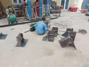 Lap ram duong chay 1 300x225 - Lắp rầm đường chạy