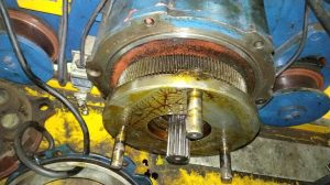 Sua chua cau truc 1 300x168 - Sửa chữa cẩu trục