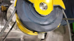 Thay nap moc cau 5 300x168 - Thay nắp m&oacute;c cẩu