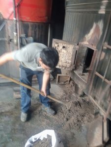 Ve sinh lo hoi 1 226x300 - Vệ sinh l&ograve; hơi