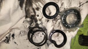 Sua chua cau truc 2 300x168 - Sửa chữa cẩu trục