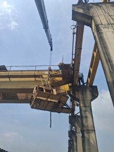 Lap dat cabin 2 225x300 - Lắp đặt cabin