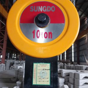 Thu tai cau truc 1 300x300 - Thử tải cẩu trục