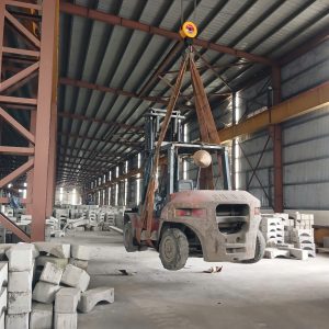 Thu tai cau truc 2 300x300 - Thử tải cẩu trục