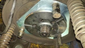 Sua chua cau truc chuyen nghiep 2 300x168 - Sửa chữa cẩu trục chuy&ecirc;n nghiệp