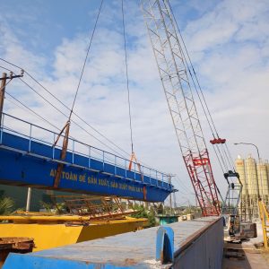 Sua chua cau truc cong nghiep 3 300x300 - Sửa chữa cẩu trục c&ocirc;ng nghiệp