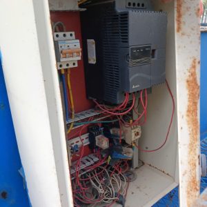 Sua chua cau truc cong nghiep 7 300x300 - Sửa chữa cẩu trục c&ocirc;ng nghiệp