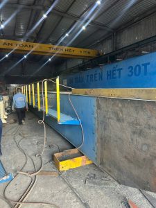 Sua chua cau truc he thong dien 2 225x300 - Sửa chữa cẩu trục hệ thống điện