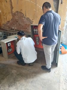 Ban giao tu dien 3 225x300 - B&agrave;n giao tủ điện