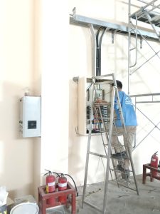Lap he thong dien 5 225x300 - Lắp hệ thống điện