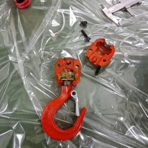 Bao duong cau truc 8 300x300 - Bảo dưỡng cẩu trục