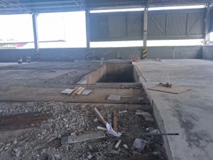Lam nen mong may 1 300x225 - L&agrave;m nền m&oacute;ng m&aacute;y