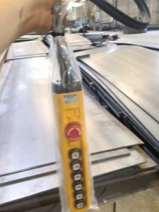 Sua chua bang dien cau truc 3 225x300 - Sửa chữa bảng điện cẩu trục